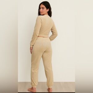 Juicy Couture X Forever 21 Pants Womens XSmall Tan Velour On Jogger Bling Y2K